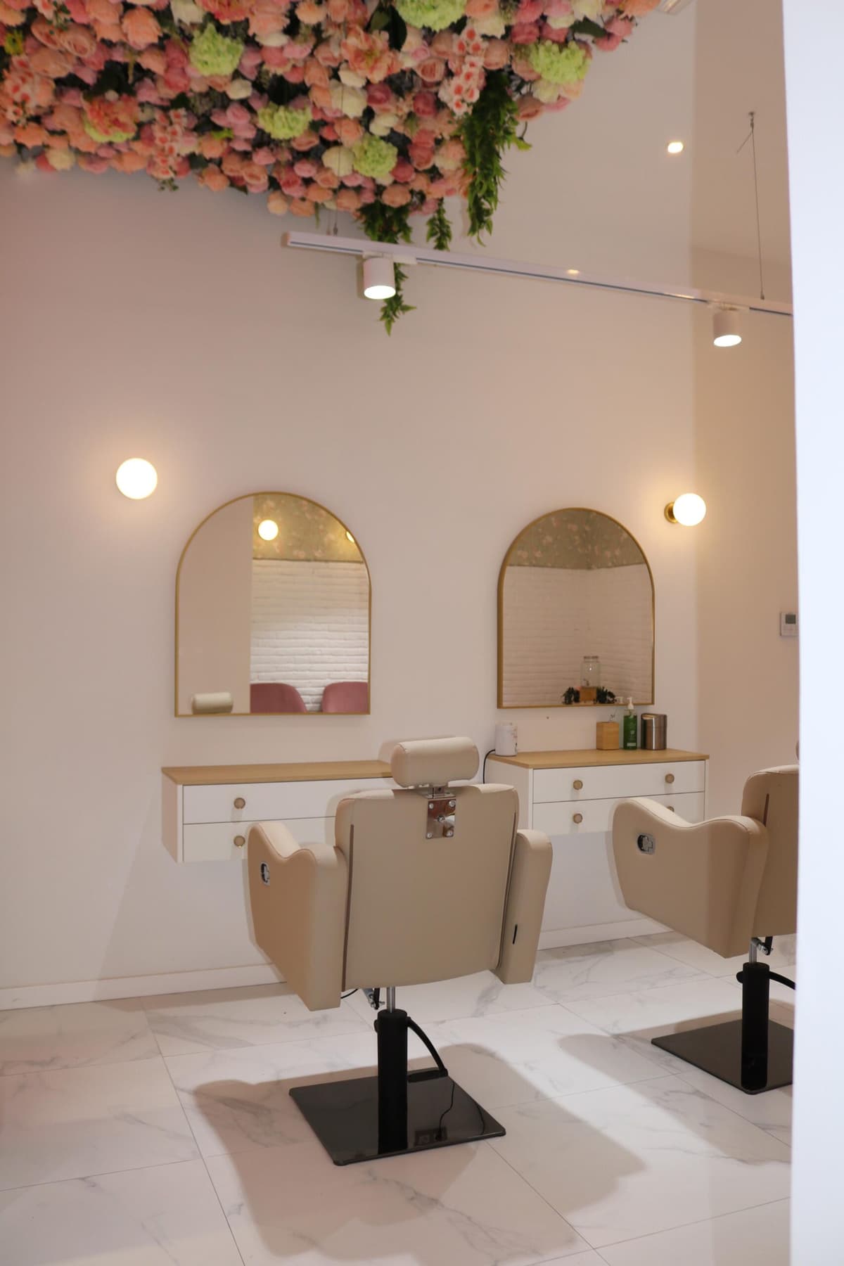 Laminado de cejas en Barcelona — Prettify Brow Bar