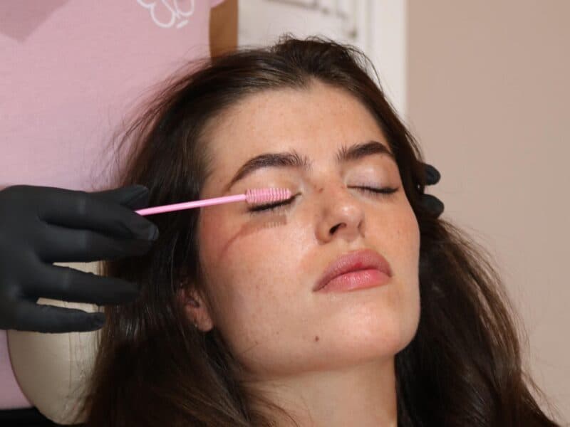 Lifting y extensiones de pestañas — Prettify salones de belleza